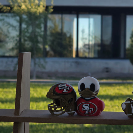 San Francisco 49ers Football Duck – 3D Printed Collector Figure | NFL Fan Gift, Desk Decor, Dashboard Mascot